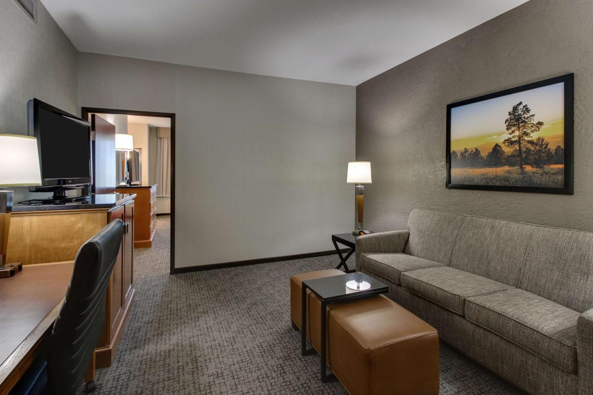 Drury Inn & Suites Phoenix Happy Valley Exteriör bild