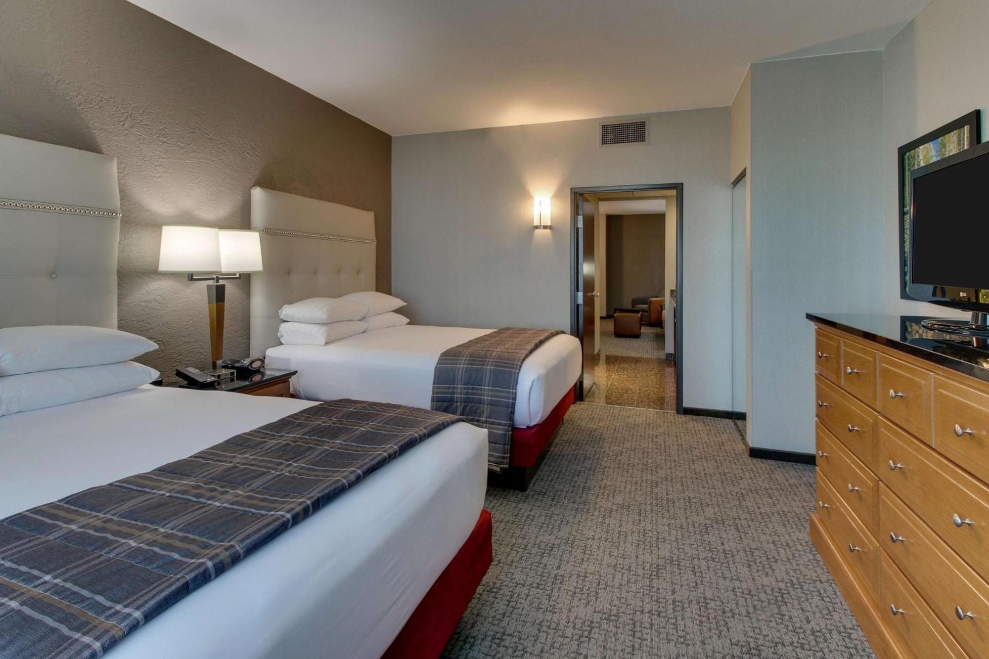 Drury Inn & Suites Phoenix Happy Valley Exteriör bild