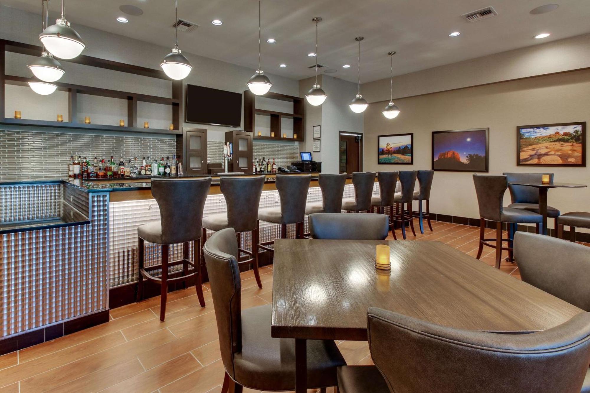 Drury Inn & Suites Phoenix Happy Valley Exteriör bild