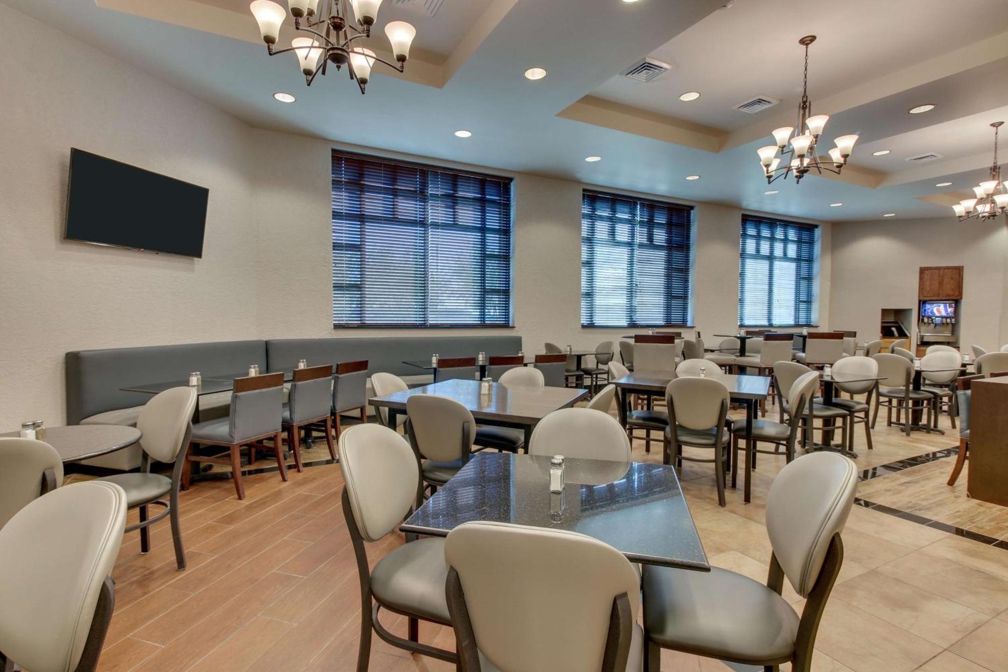 Drury Inn & Suites Phoenix Happy Valley Exteriör bild