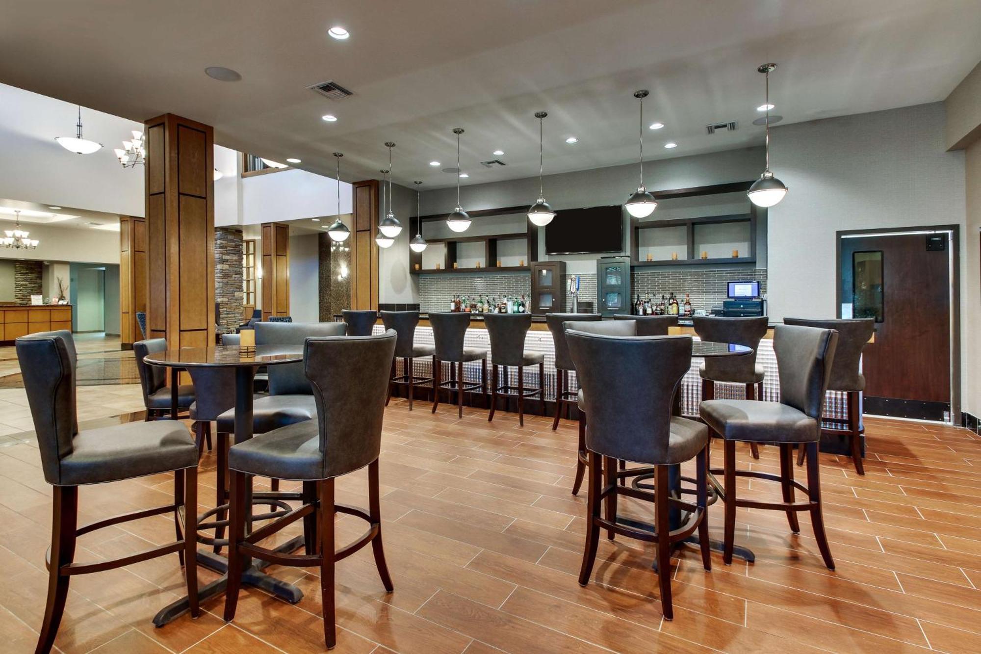 Drury Inn & Suites Phoenix Happy Valley Exteriör bild
